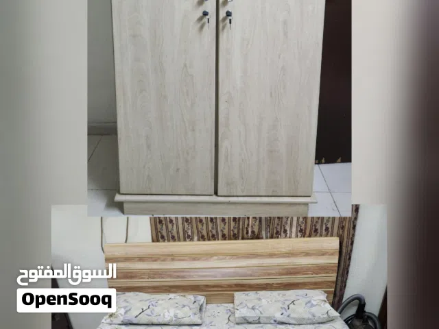 King size bed with mattress and a 2-door wardrobe - سرير بحجم كينج مع مرتبة وخزانة ملابس ببابين