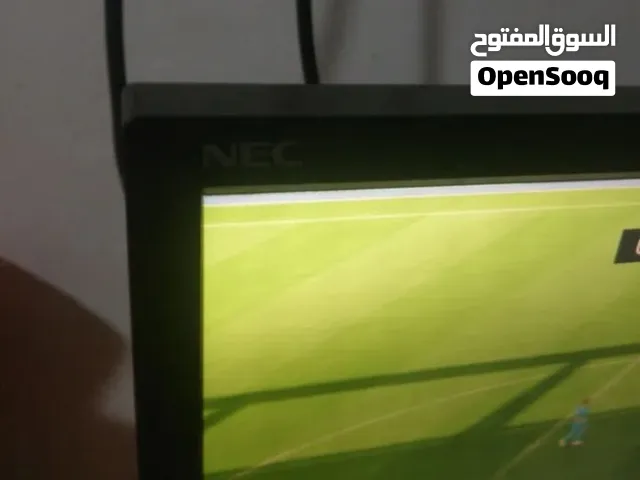 شاشة للبيع ابسعر مناسب وبيه مجال او خلي سعرك ونتوكل على الله