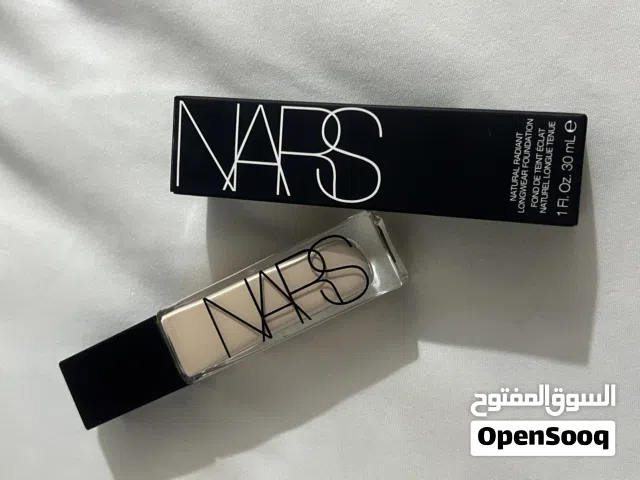 فاونديشن nars