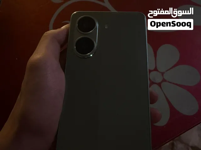 Poco x7 pro 256 نضيف شوف الصور بي ضربه خفيفه كلشش ماماثره على اي شي ويشغل 120 فريم