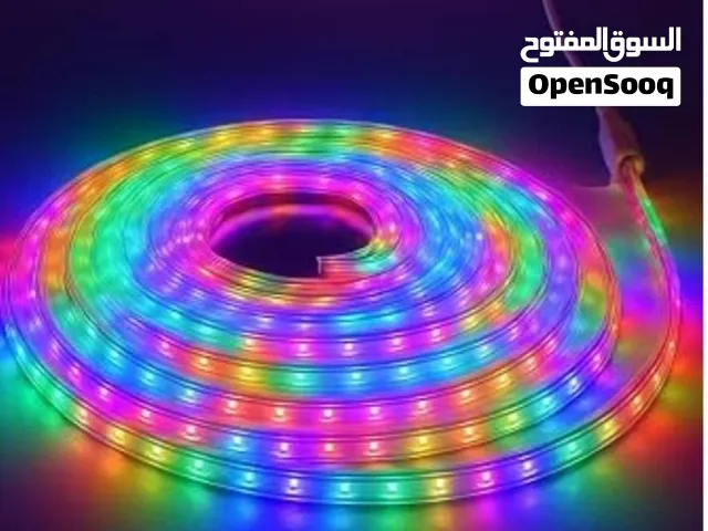 خلّي الإضاءة تتكلم عنك!   شريط الإضاءة LED متعدد الألوان  حوّل أي مكان عندك إلى أجواء فخمة، عصرية و