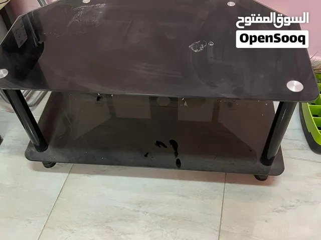 طاولة تلفزيون