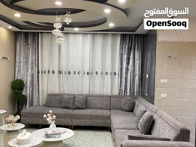 شقة للبيع مساحة 140-150 متر وسط المدينه موقع مميز مش ناقصها اشي بسعر ممتاز