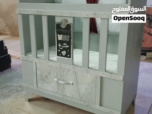 تفصيل كافة لأثاثات المنزلية  حسب طلبك وعل صورة  اذا ماعجبك شي عنا حيب مديلك وتعال ومابتكون غير رضيان