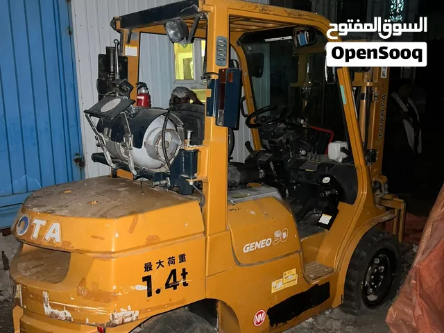 رفاعة شوكة فوركليفت تويوتا