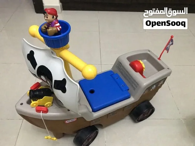 Pirate boat toys for toddlers