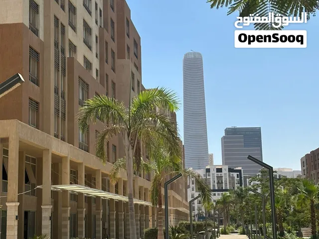 عيادة للبيع استلام فورى فى المقصد العاصمة الادارية بمنطقة الR3 بجوار الداون تاون واكبر كثافة سكانية