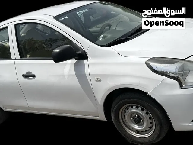 Nissan sunny 2020
