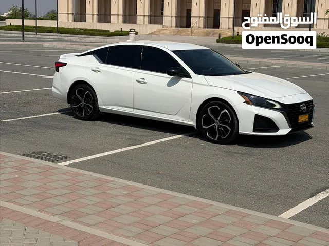 Used Nissan Altima in Muscat