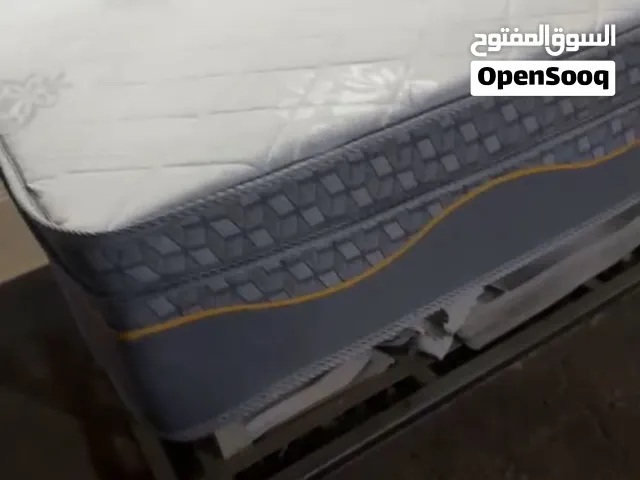 يوجد لدينا مصنع مراتب جميع المقاسات
