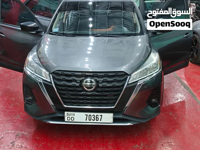 نيسان كيكس 2021 suv مدمجة صغيرة (Subcompact Crossover) تتكون من 5 أبواب وتتسع لـ 5 ركاب.