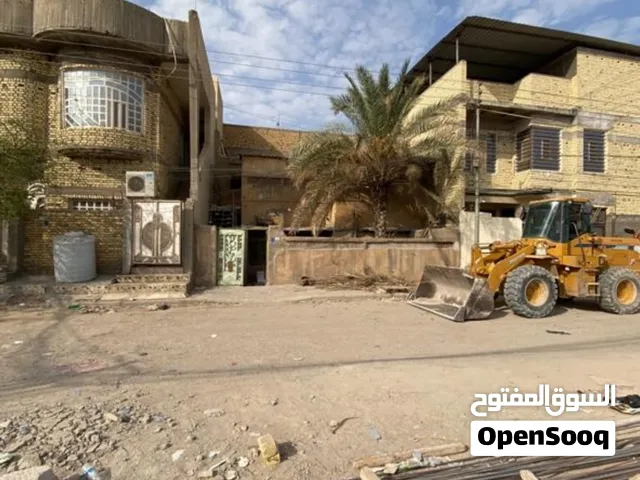 تفليش وهدم البيوت والبنايات وقلع القطع وأزالة الأنقاض ودفنها بالجلمود والأسمنت والسبيس وحدلها طبقتين