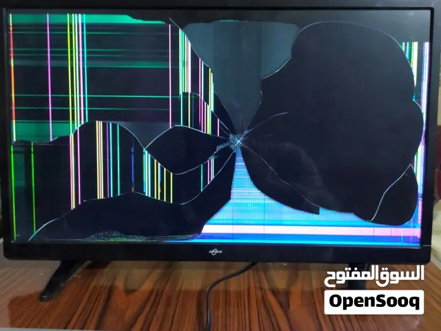 شاشة تليفزيون 24 بوصة ماركة دريك مكسورة وشغالة باور للبيع تصلح قطع غيار