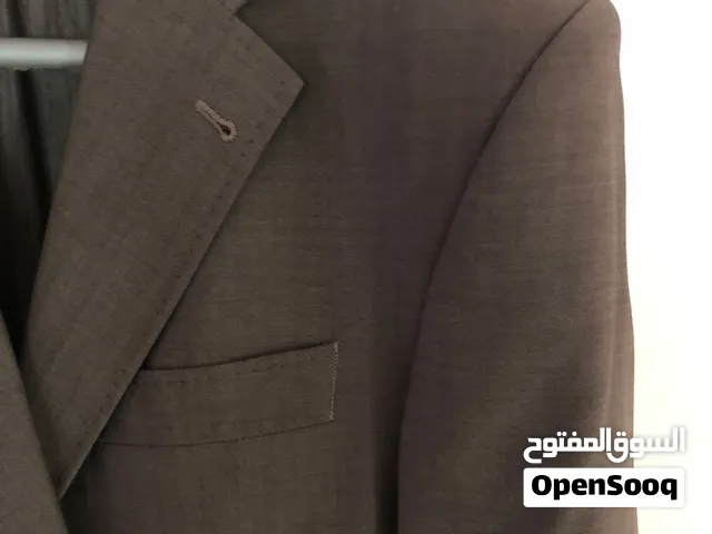 جاكيت رسمي جديد هنغاري صوف 100٪ خامه جودة عالية مقاس 48 للبيع