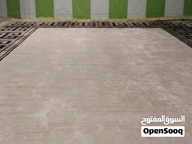 زوليه HD نظيفة طولها 6 والعرض 4 مال ديوان او صاله مرتبة