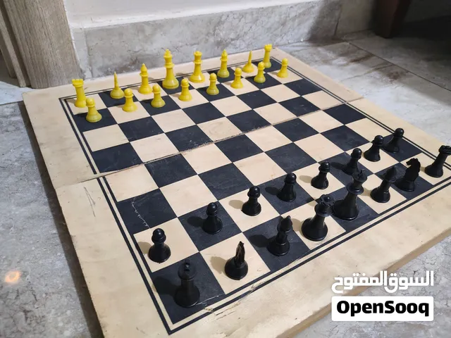 شطرنج مستعمل الثمن 100 د.ل