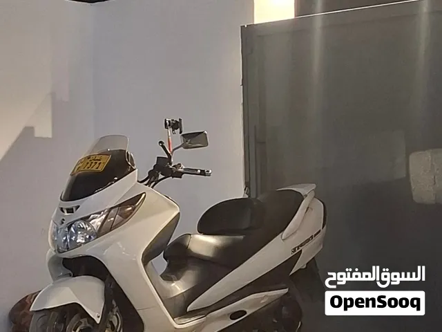 دراجه ناريه سوزوكي