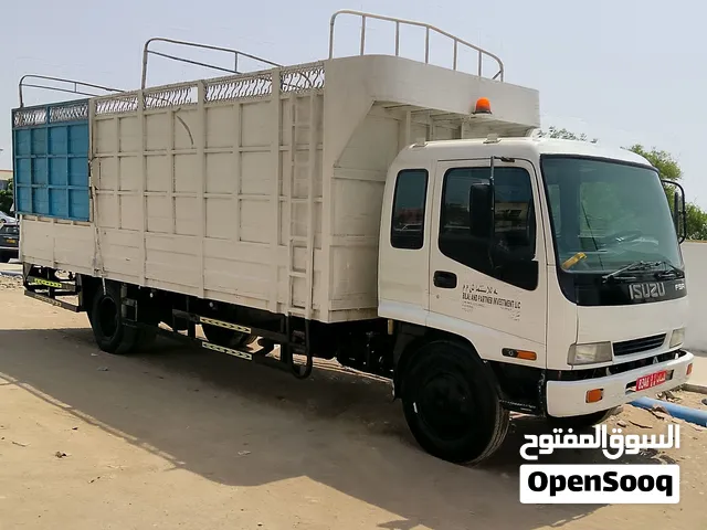 Truck for rent 24/7 in Alover Muscat, Oman House shifting service and Transport services available