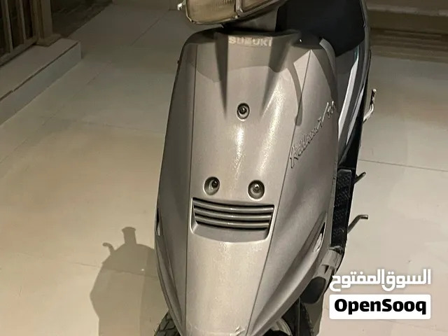 للبيع سوزوكي 100cc أمورها فوق الطيبة