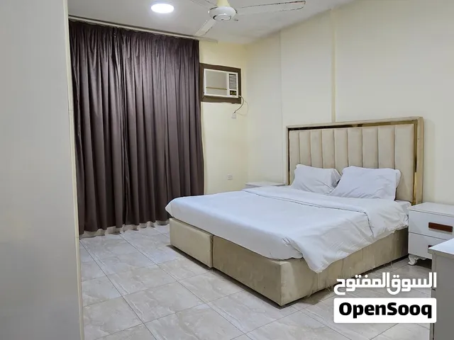 شقة غرفتين وصاله مفروشة بالقرب من حديقة عوقد نظيفة جدا شامل الماء والكهرباء والانترنت للأيجار الشهري