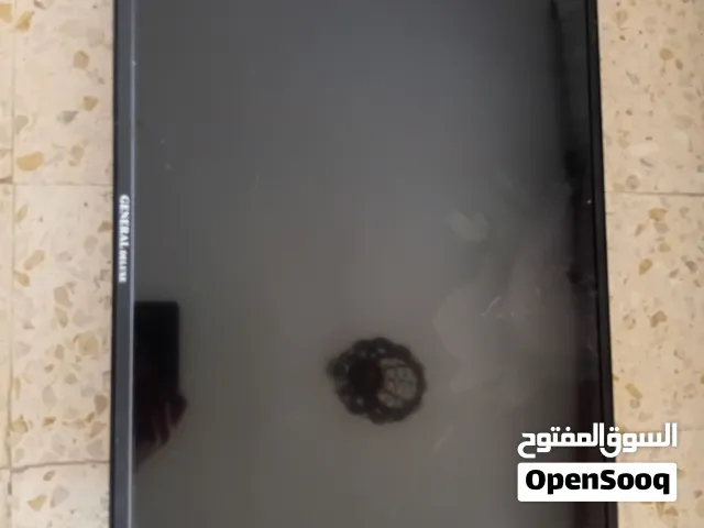 شاشة جنيرال ديلوكس حجم 32 فيها شعر خفيف مو شغاله للبيع