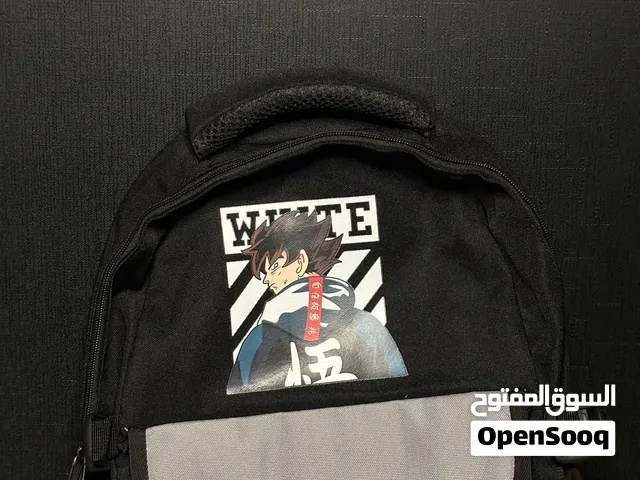 مجموعة حقائب ظهر منوعة الماركة اوروبية الموديل متنوعة الحجم من كبير الى متوسط .