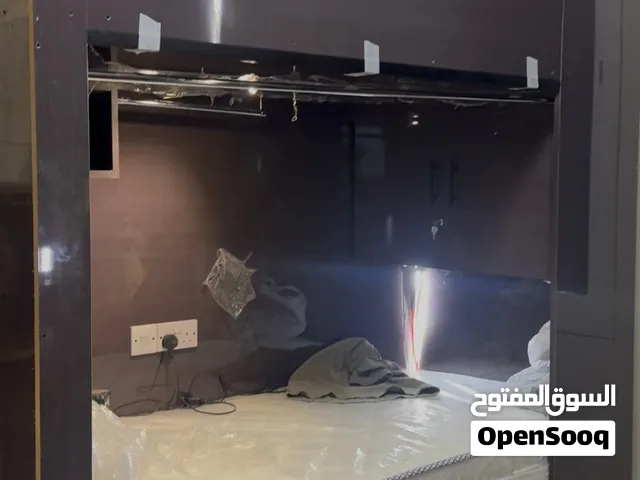 Executive bedspace/ shared space