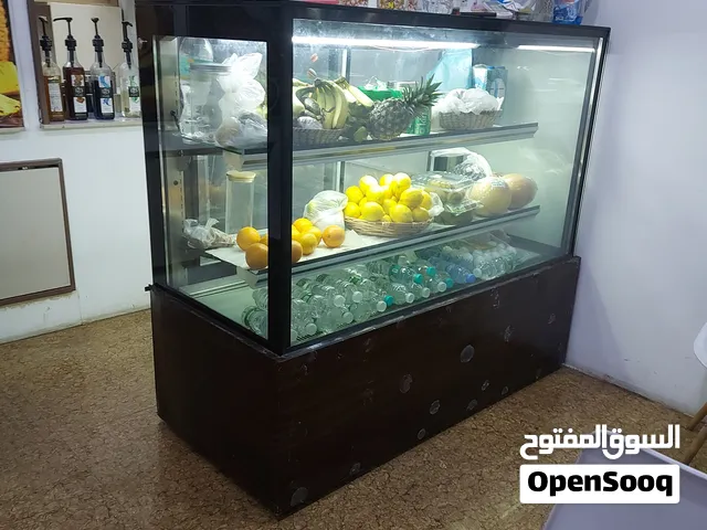 ثلاجة عرض من الأخر 125 ريال