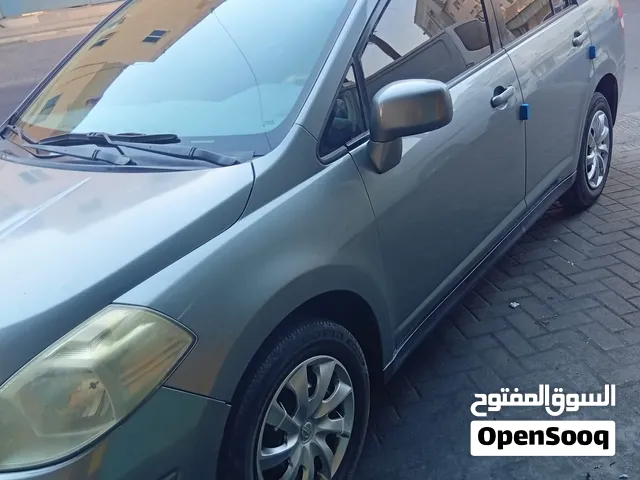 Nissan Tida