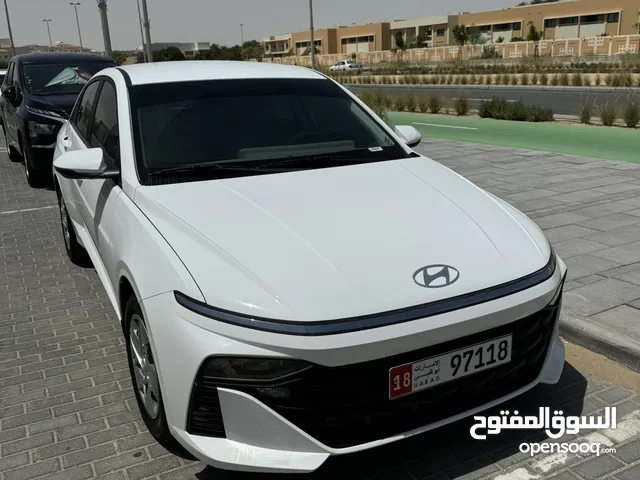 2025 هيونداي اكسنت SE