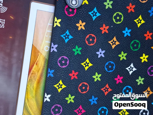 تابلت IDEL للبيع مع جميع ملحقاته حجم الشاشة 10 انش