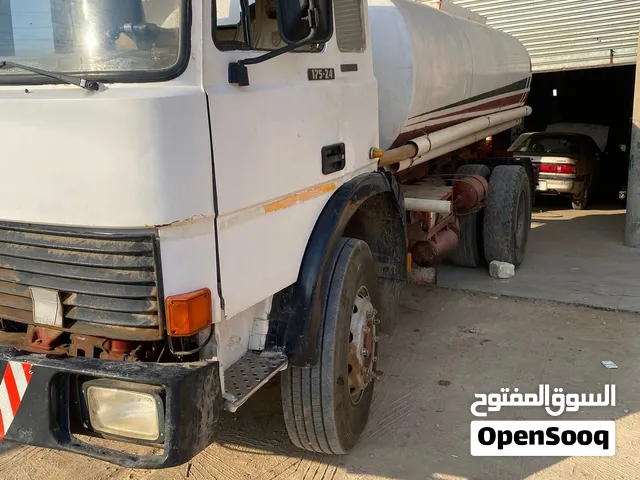 افيكو علاها بوطي 12000الف زوز قومات صدر اصفار فها نفخ البوطي نظيف سيارة خدمة بطاريات جدد اقرأ تفاصيل