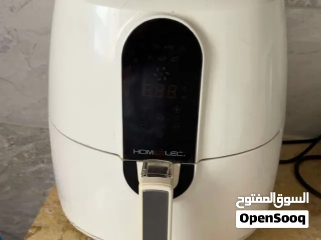 قلايه مستعمله في حاله جيده ، مكنسه عطلانه ، غلايه عطلانه