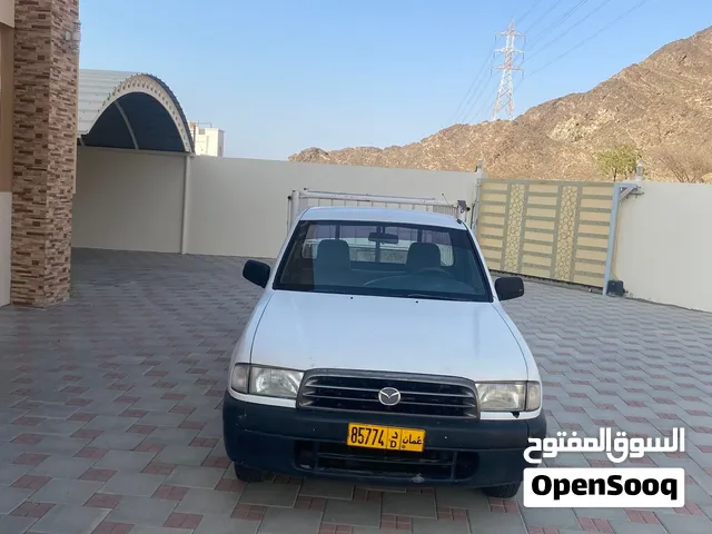 بيكب مازدا للبيع موديل 2001