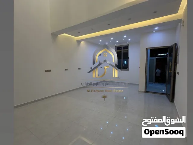 منزل حديث للإيجار البصرة شارع السعدي موقع مميز