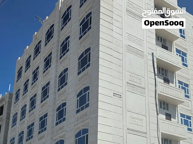 شقق للبيع في صنعاء خلف الجامعه اللبنانية مساحات كبيرة ومتوسطة وصغيره