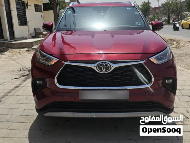 Used Toyota Highlander in Baghdad