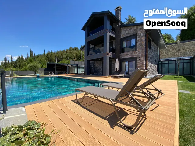 Luxury 5+1 Villa with Private Pool and Panoramic Gulf View