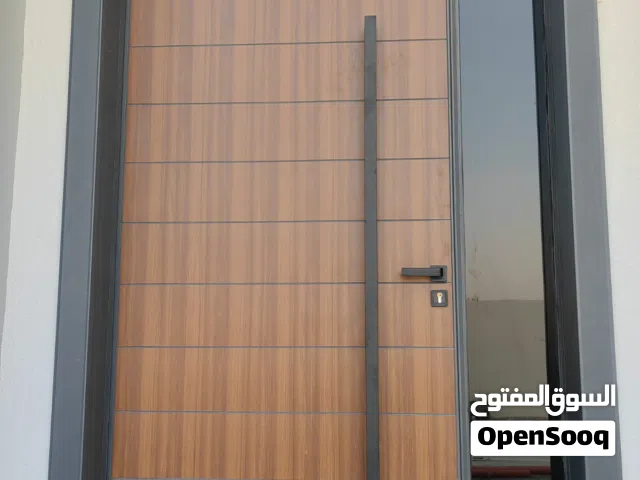 New. Custing Aluminium doors we r manufacturing in Oman