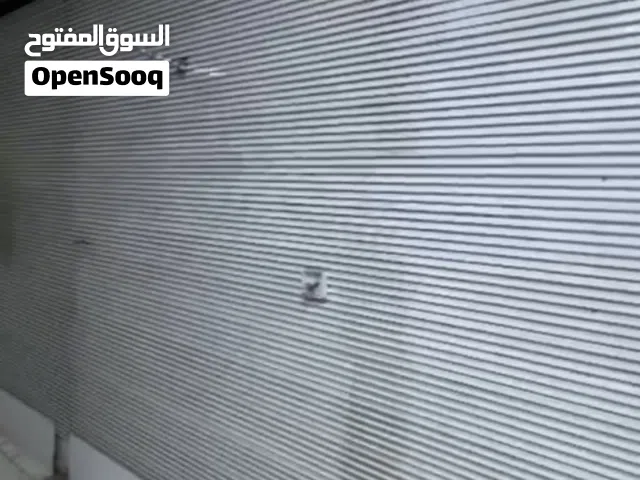الحديد الطول سته متر للبيع 35 قطعه يصلح للمحلات عرض منتجات