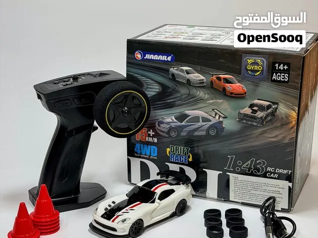 1:43 scale RC DRIFT CAR sedan type for sale unused with working headlights and built in gyroscope
