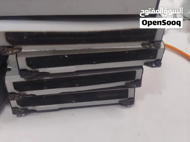 سلك للاكس بوكس ومشغل سيديات اقر وصف