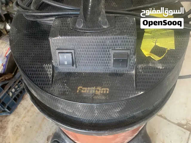 مكنسة كهربائيه للبيع