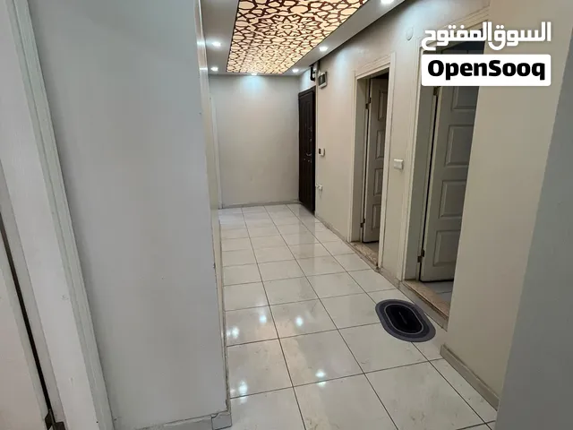 شقة للبيع اسنيورت ميدان خلف مشفى اسنجان الشقة3+1  يوجد بلكونين  طابق اول  يوجد أوتوبارك للسيارات