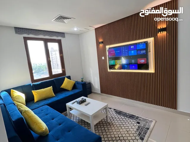 للايجار شقة مفروشة جديدة يومي أسبوعي شهري وخدمات فندقيه  وأمن وحراسه موقع ممتاز بصباح السالم عوائل