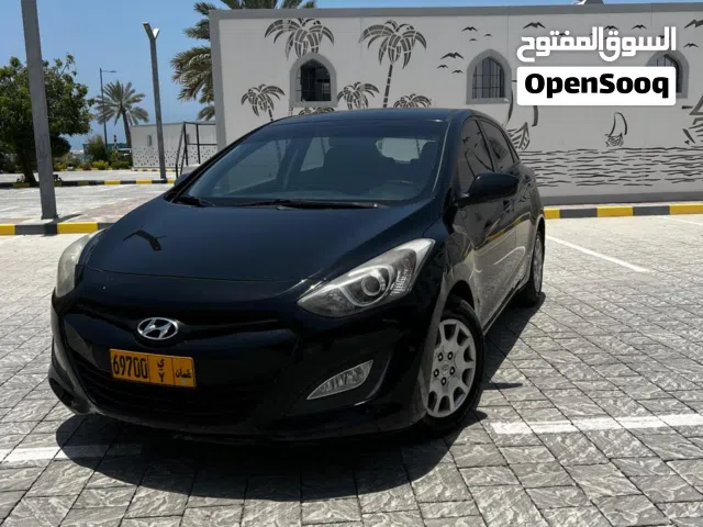 هيونداي i30 2014 هاتشباك مستعمل بحالة ممتازة مع مواصفات خليجية