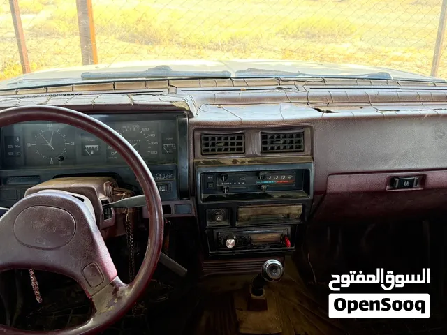 اغراض بيكب نيسان داتسن 1986 الى 1992
