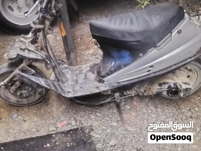 دراجه ناريه 100 سي سي سوزوكي  السعر 50 ريال
