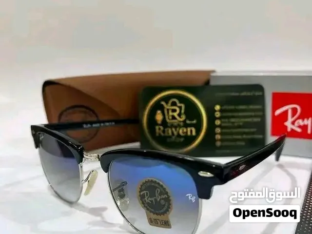 احصل على مظهر متميز وأناقة لا تزول مع نظارات R_B. حماية كاملة لعينيك من الأشعة فوق البنفسجية مع تصمي