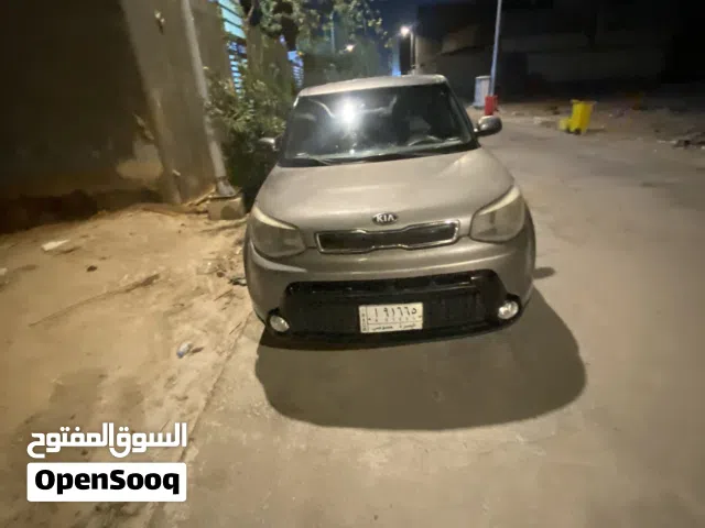 2015 كيا سول EX